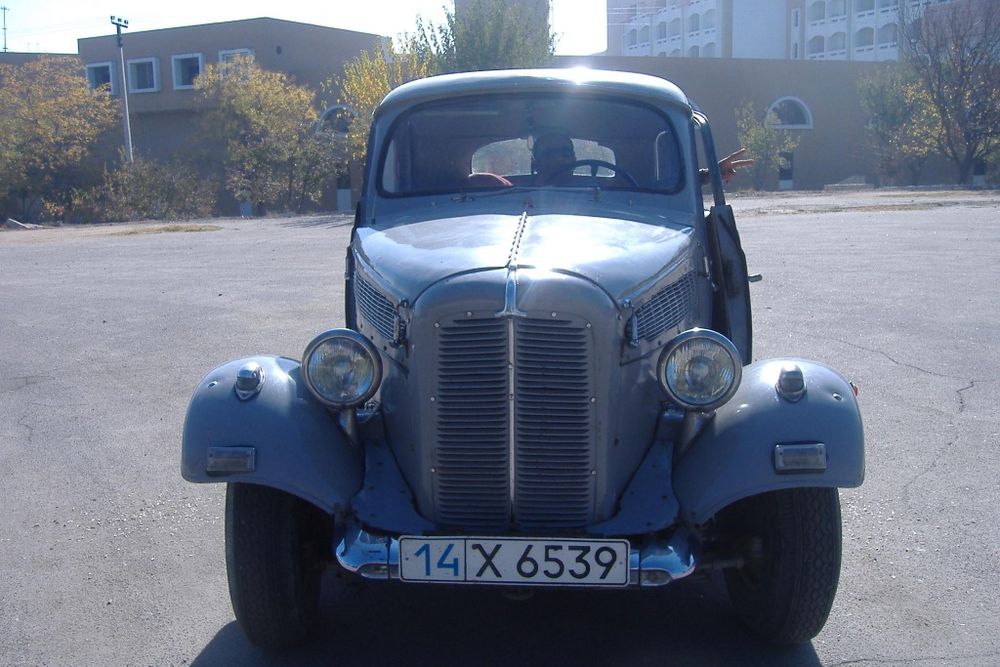 Opel kadett antikvar mashina