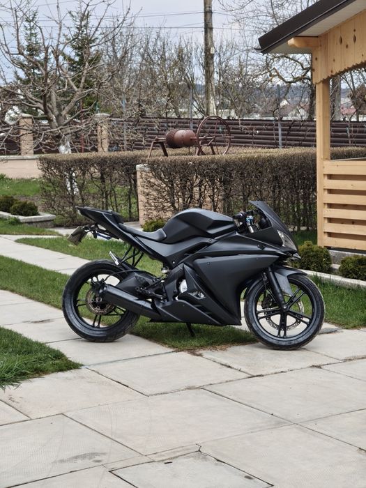 Yamaha yzf r125 A1 16 ani