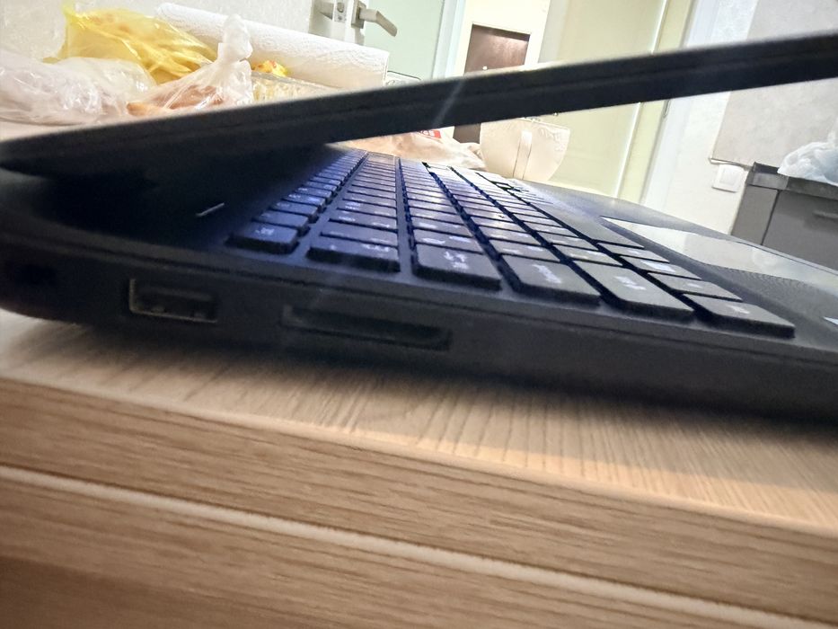 Ноутбук Aser в отличном состояний