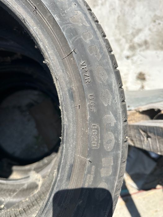 Гуми в добро състояние свалени от пасат 7