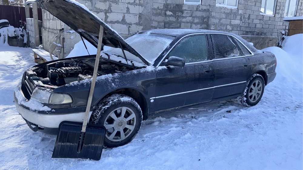 Авто на разбор ауди а 8 д2