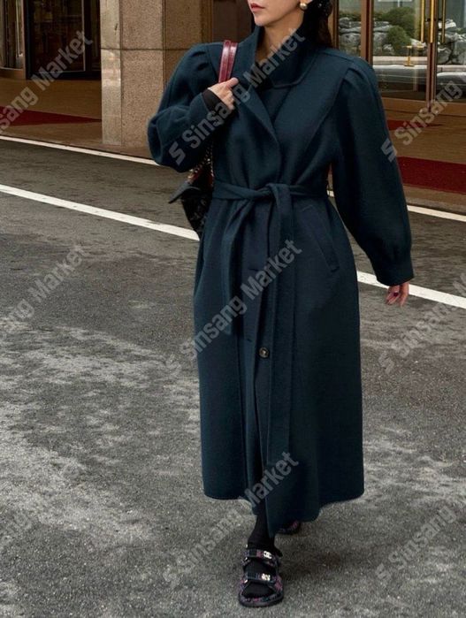 Продам пальто новое Корея