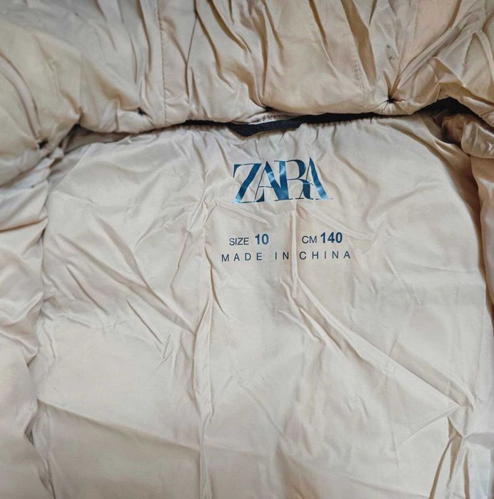 Тёплое пальто на девочку на 10 лет. Фирма Zara