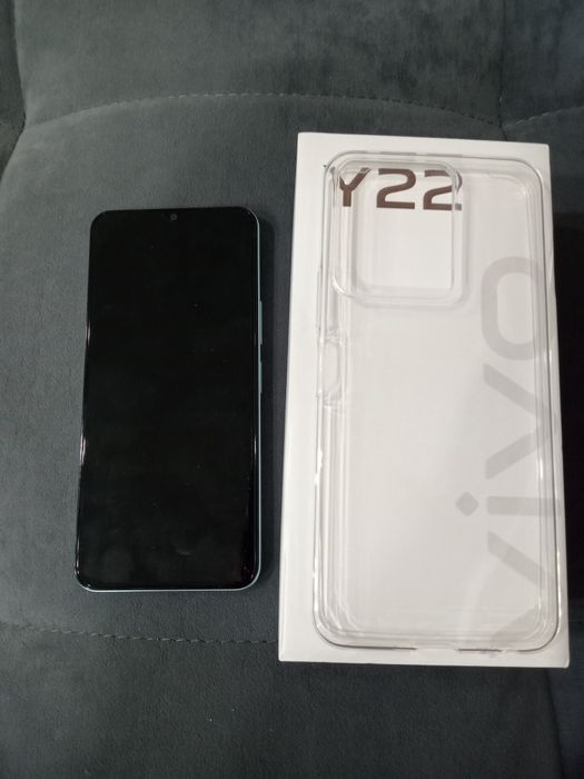 Продам новый телефон