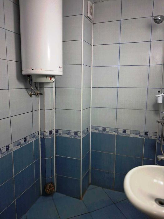 Дава се под наем Тристаен апартамент в Русе, Център - 89 кв.м за 331.5 € - Снимка #12