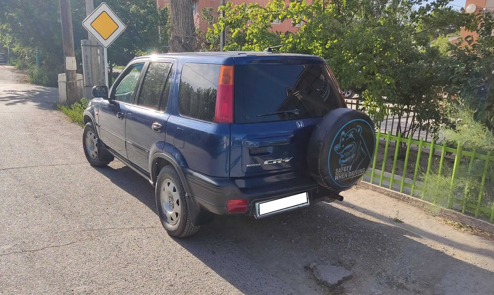 Продам Honda CR-V