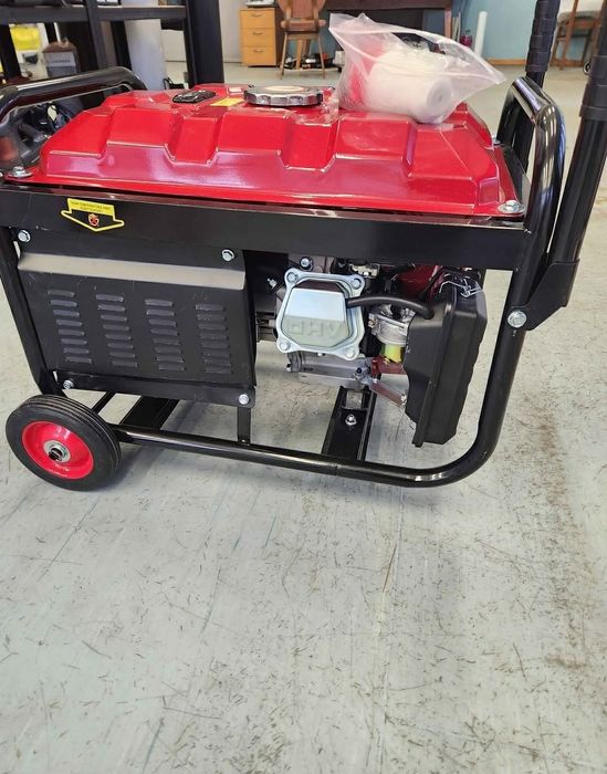 HONDA 6.5kW Бензинов Японски Четиритактов Генератор за Ток