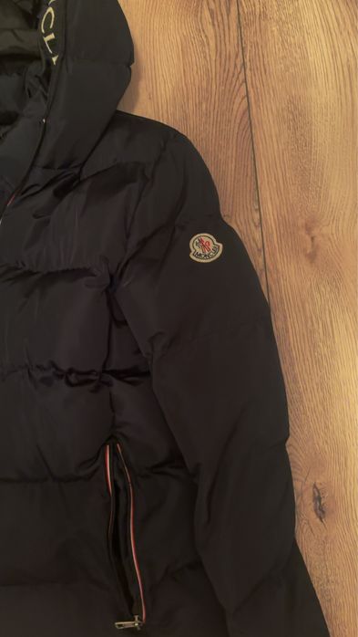 Geaca moncler perfecta pentru iarna