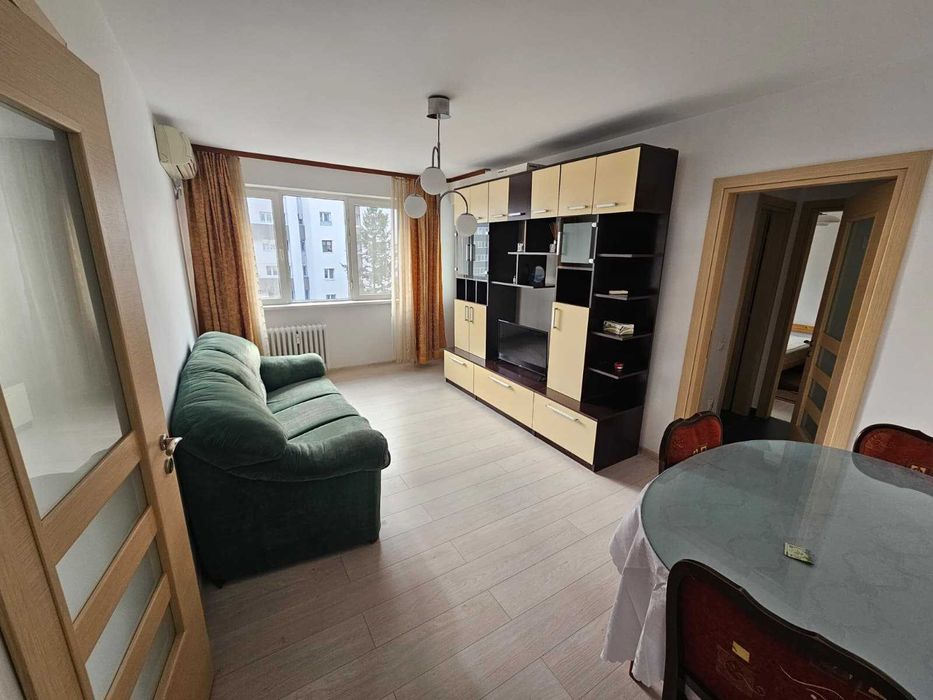 Canapea 3 locuri extensibila