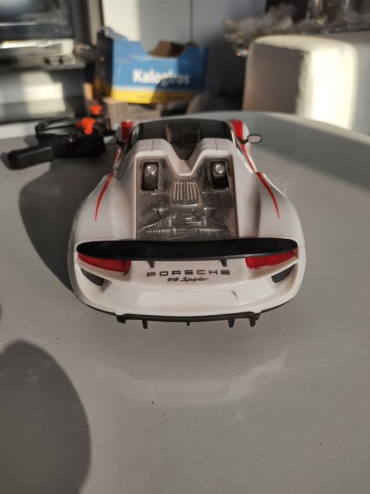Радио управляема кола Порше 918 Спайдер