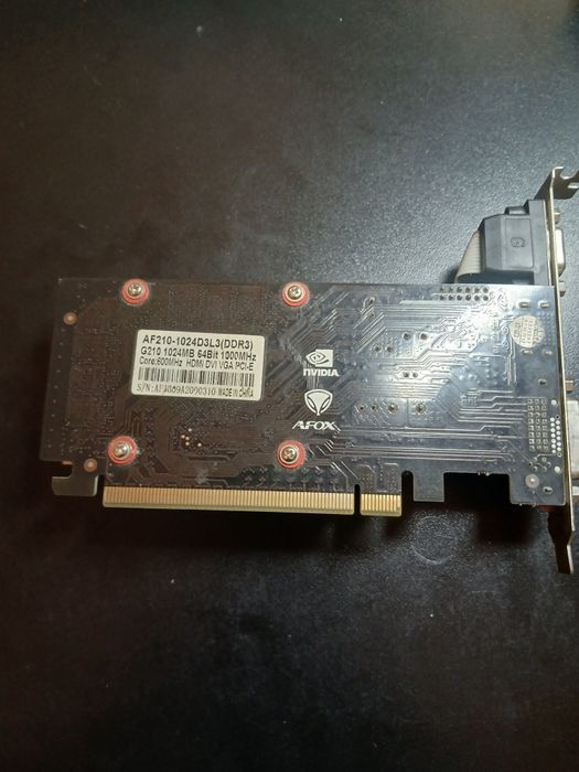 Видеокарта G210 1гб
