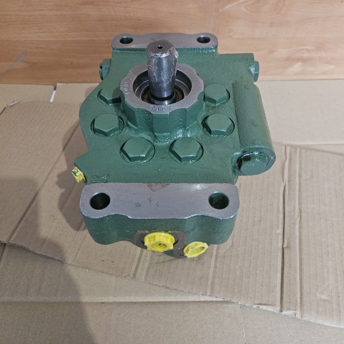 Pompa hidraulica john deere