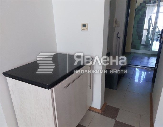 С.Синеморец, просторен 3-стаен, напълно обзаведен с гледка море