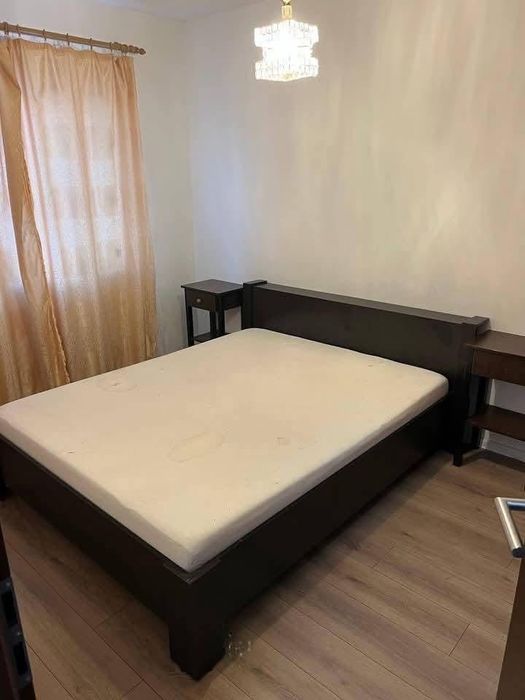 Inchiriez apartament
