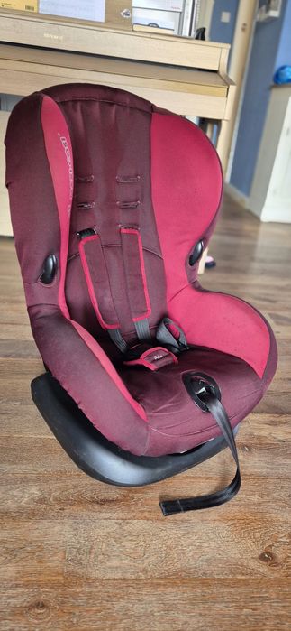 Maxi Cosi Столче за кола 9-18 кг.