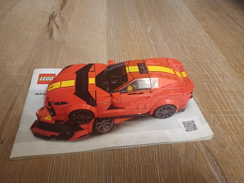 Продам lego Ferarri оригинал