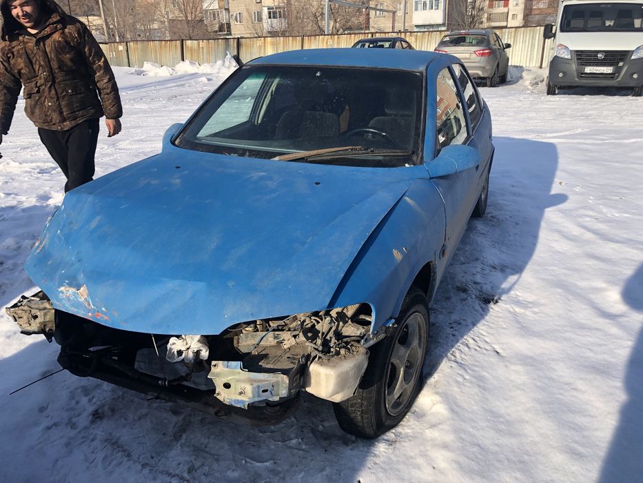 Опель вектра б хетчбек на запчасти