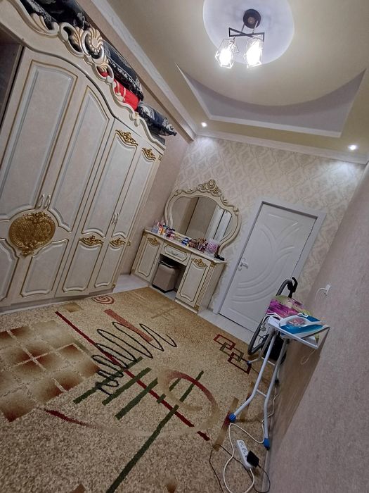 Yashnabotda uy sotiladi