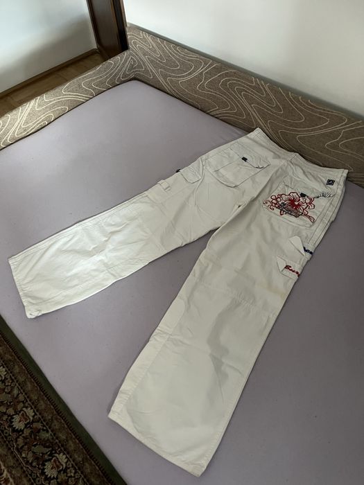 Pantaloni de vara Bossini