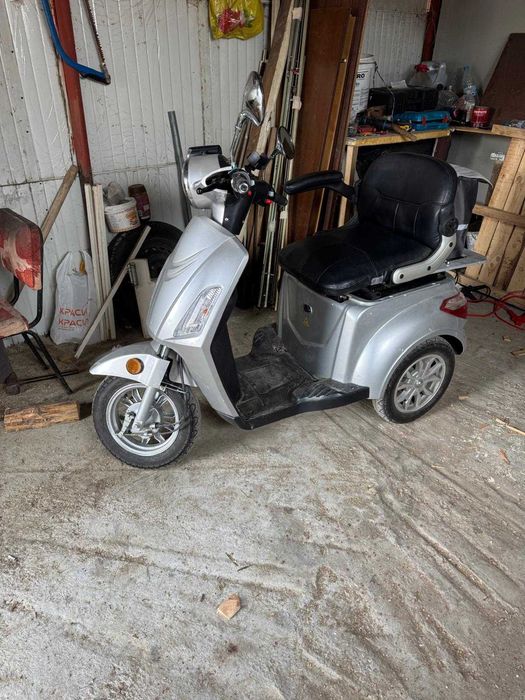 Електрически скутер