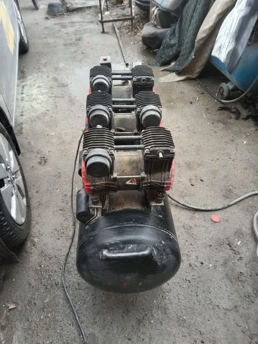 Компрессор продам