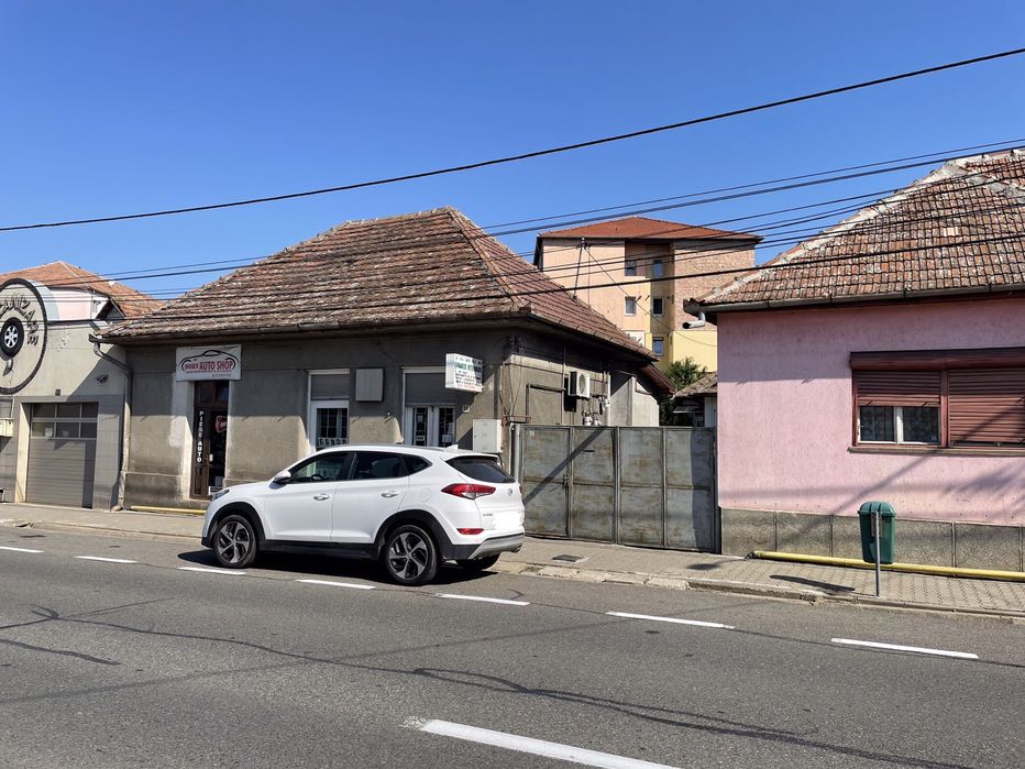 De vanzare case si teren