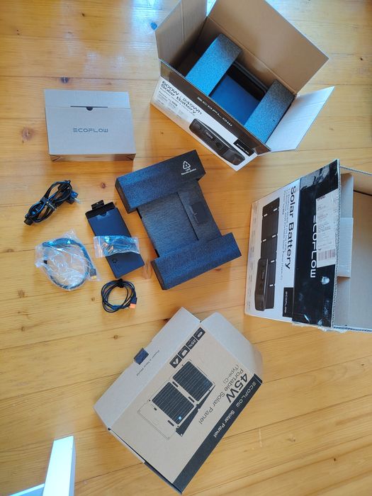 Stație încărcare EcoFlow RIVER 3 UPS + panou solar 45W USB-C