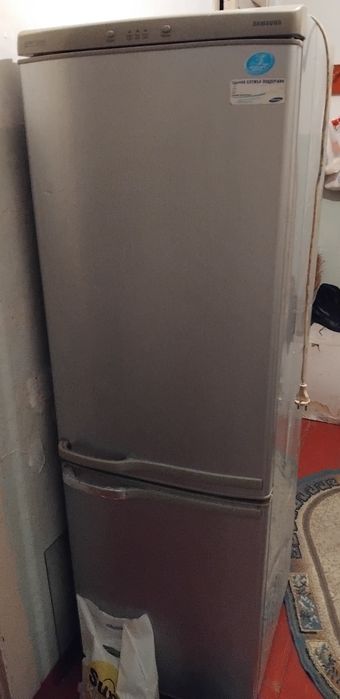 На запчасти холодильник