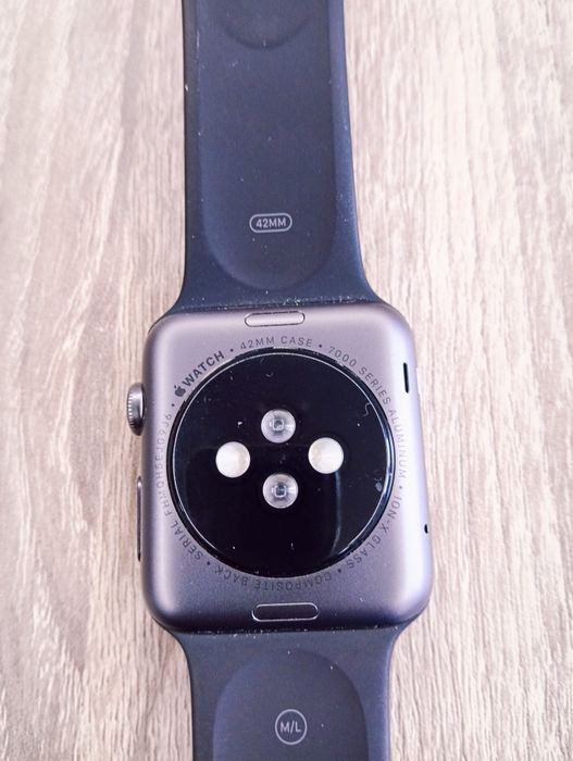 Смарт часовник Apple