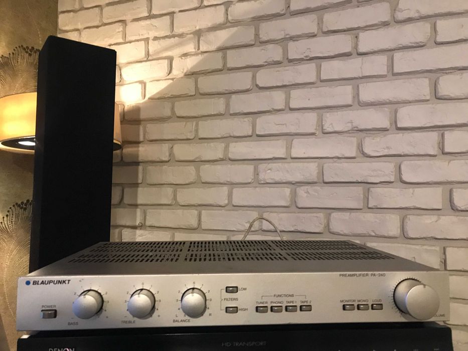 Blaupunkt PA-240 preamplificator