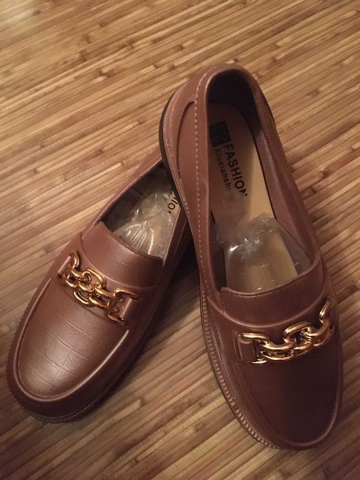 Женские Лоферы 39 р