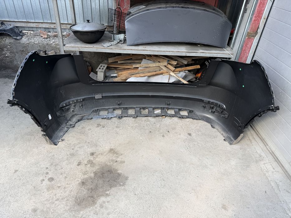 Бампер li7 оригинал задний