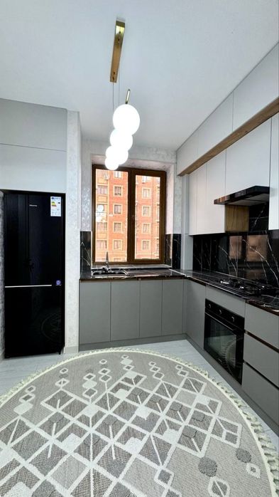 Вокзал.Сдаётся 3х комнатная Люкс в Новостройке.CARAVAN,заправка