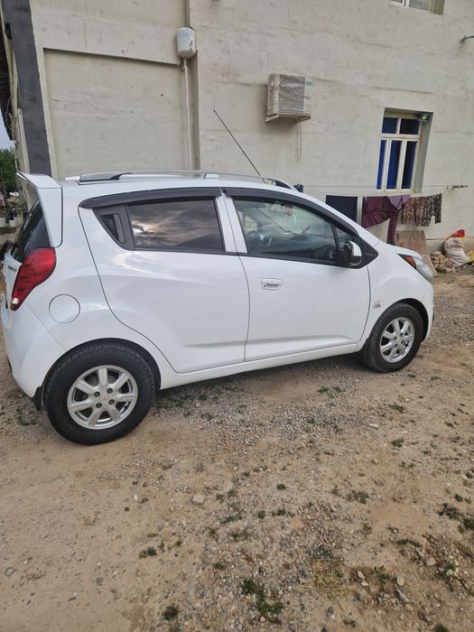 Chevrolet Spark 2012 — 2