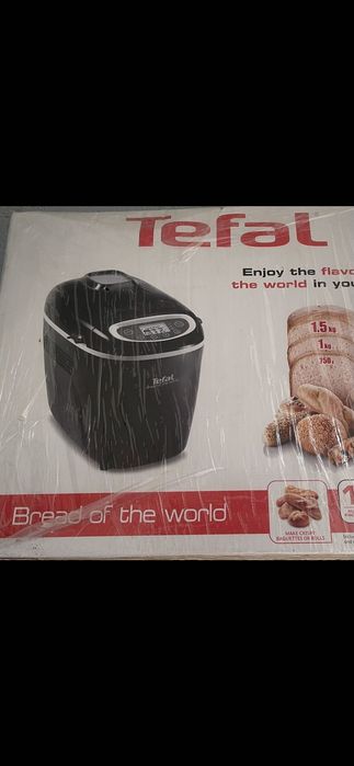 Masina de copt paine TEFAL Bread of the World PF6118, 1.5kg, 19 programe,1600 W negru
