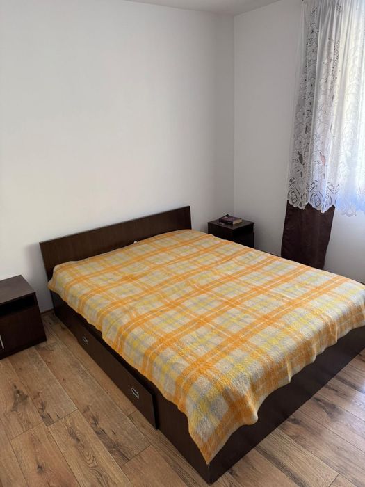 Închiriez apartamnet - Perioada Untold .