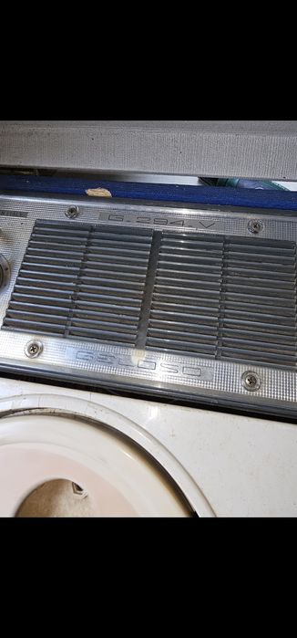 Vând Pikap  și 2 motoare