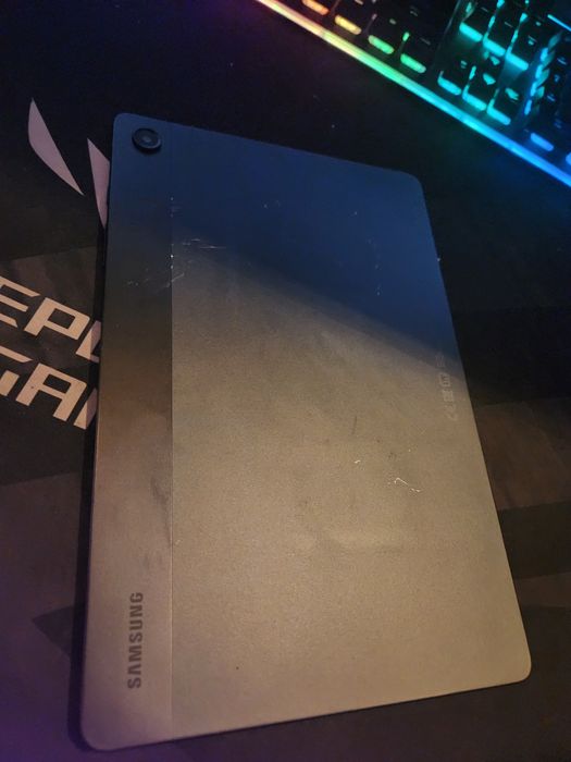 Samsung A9 + 5G Tab
