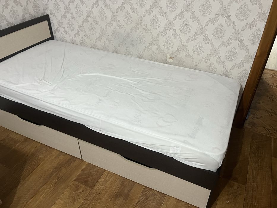 Продам кровать детскую