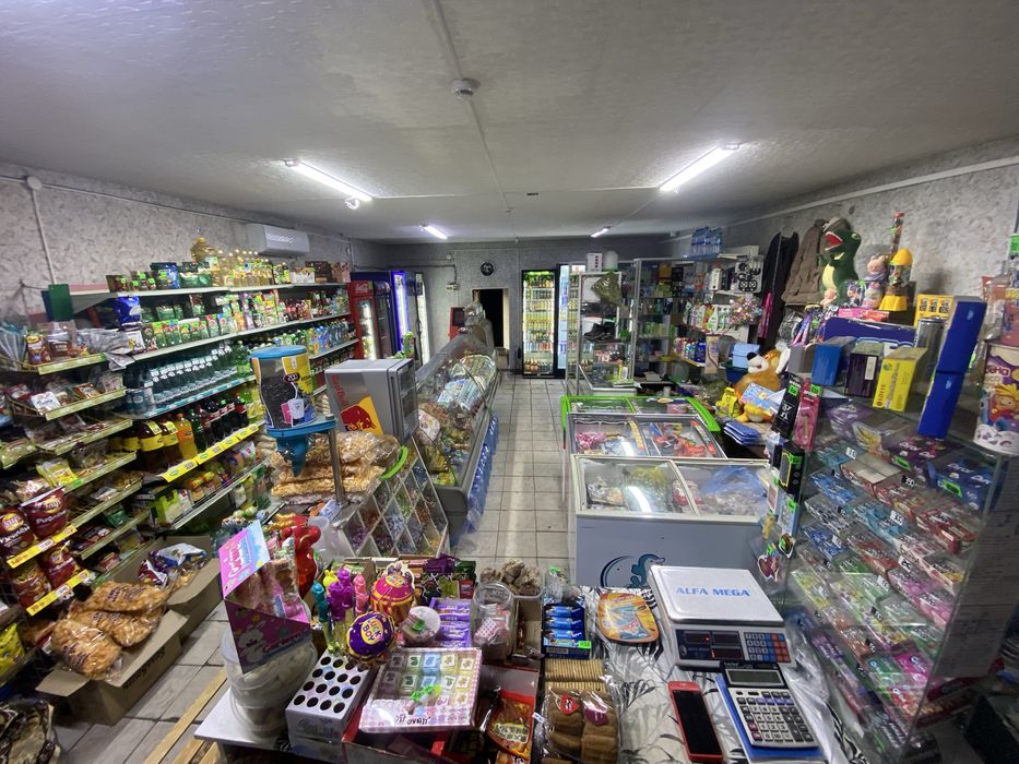 Продаются два дома с магазином