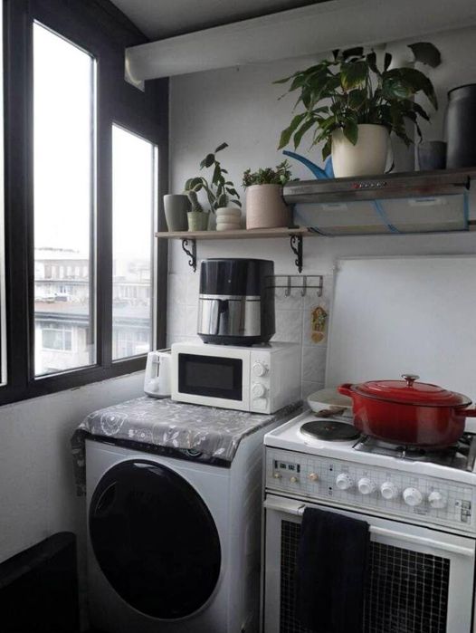 Дава се под наем Двустаен апартамент в Бургас, Център - 67 кв.м за 598.23 € - Снимка #3