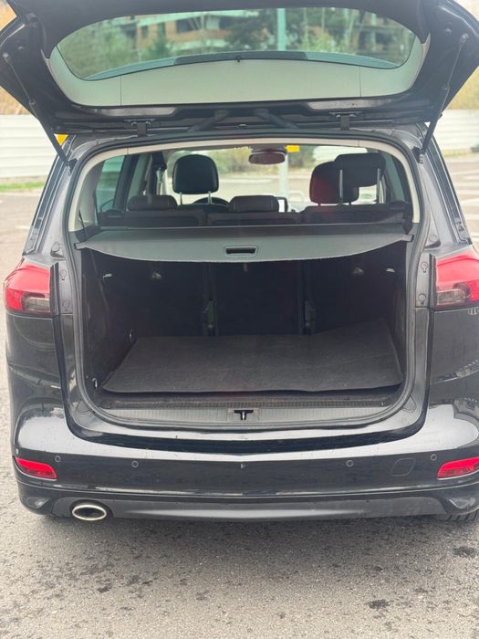 Opel Zafira Tourer OPC 2.0 ctdi 177cp