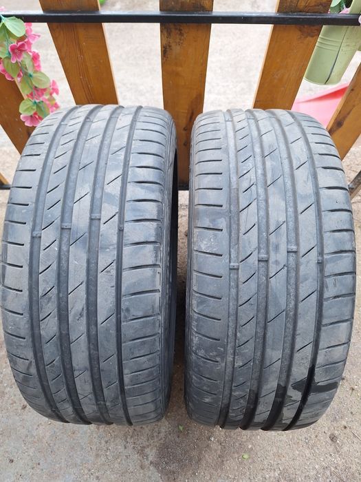 4бр Гуми 50€ 235/45/17