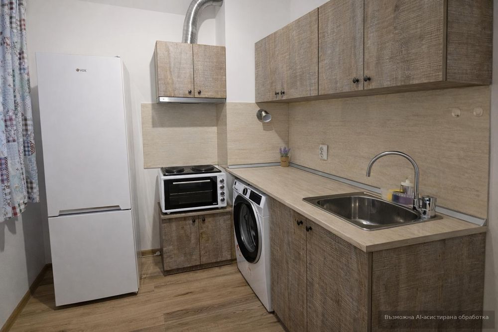 Дава се под наем Двустаен апартамент в Варна, Център - 41 кв.м за 418.71 € - Снимка #1