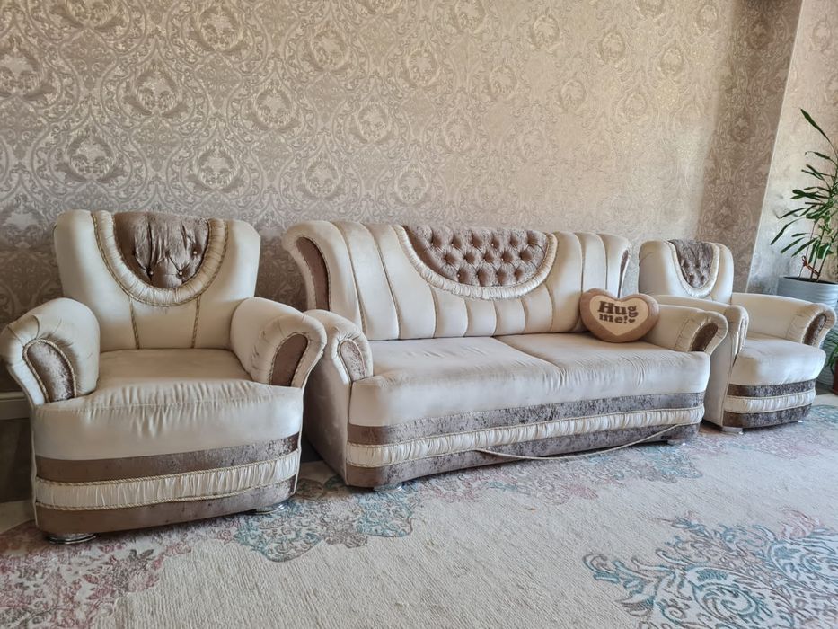 Диван с креслами сатылады