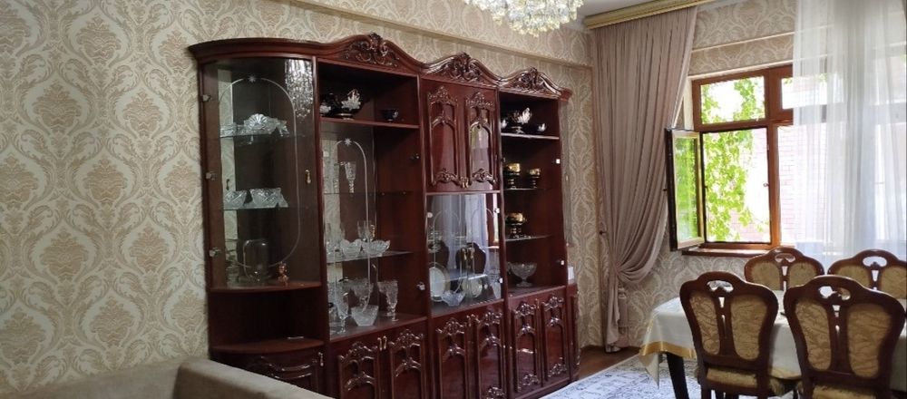 Стенка в гостиную