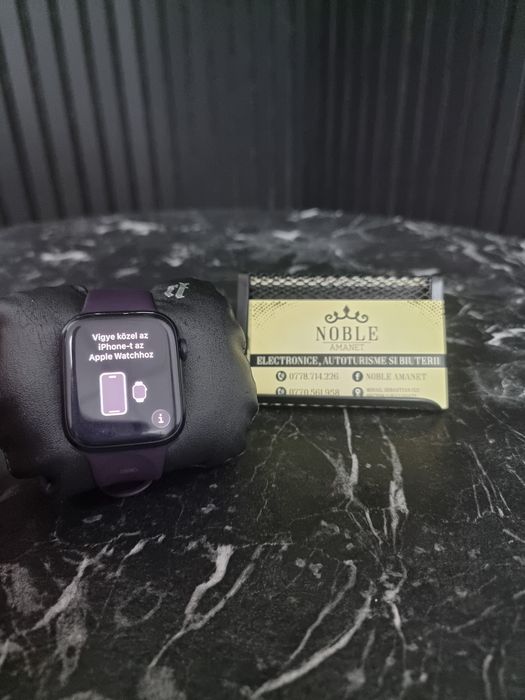 Noble Amanet - Apple Watch Series 7, 45mm, Nike Edition