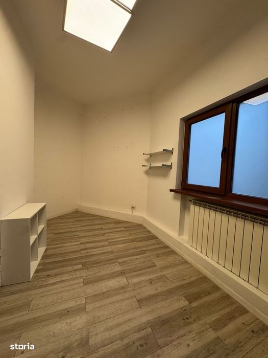 Apartament Victoriei, 79 mp, Parter - Potrivit Locuință sau Spațiu Com