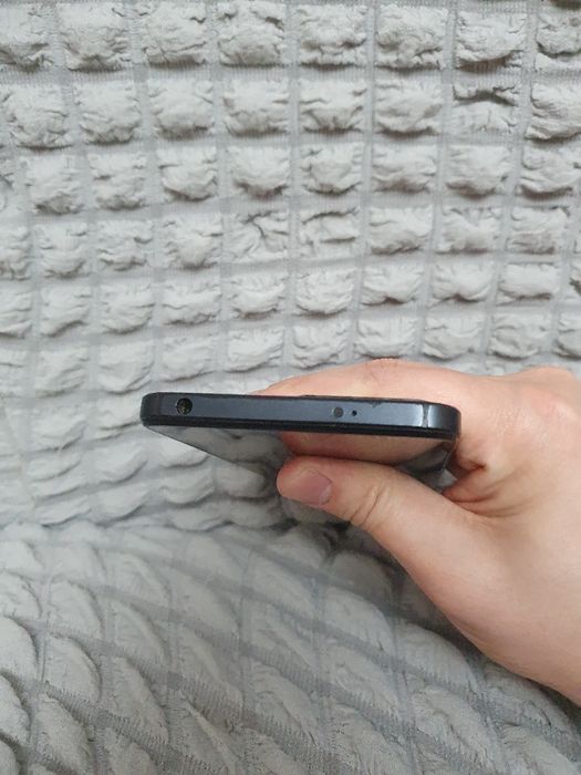 Srochna sotiladi Xiaomi Redmi Note 12 4G 8/128Gb Sastayaniya Yaxshi