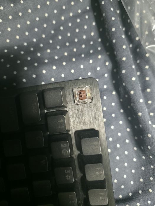 Logitech keyboard  TKL Se 75%( в гаранция)